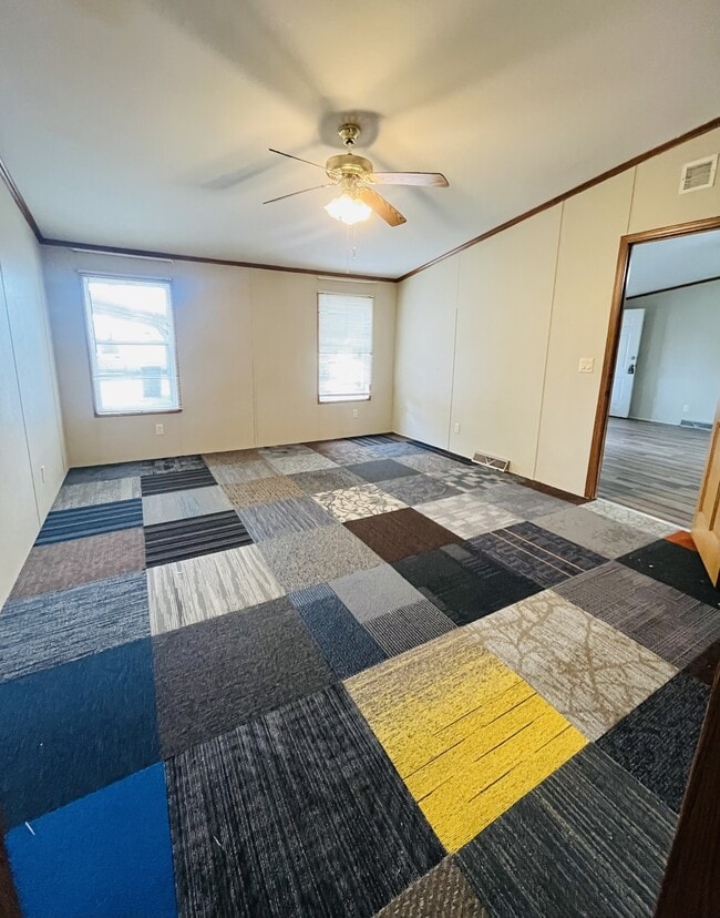 Building Photo - 154 S Marnico Ln