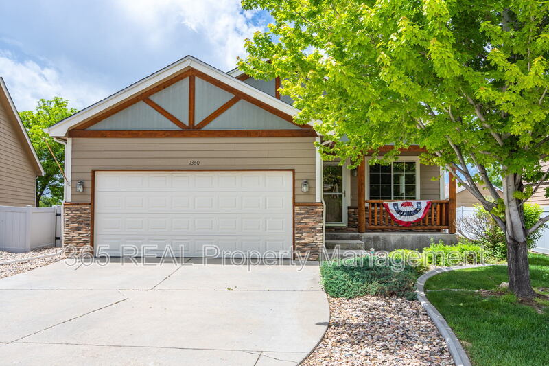 Primary Photo - 1360 Saginaw Pointe Dr