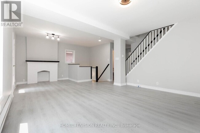 Building Photo - 88 Pearson Ave