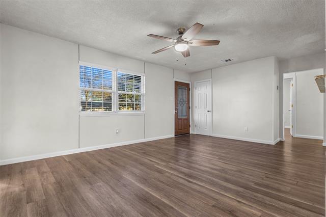 Foto del edificio - 635 Woodmont Dr