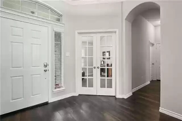 Foto del edificio - 9016 Wichita Ln