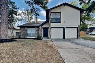 Building Photo - 21606 Crescent Heights St
