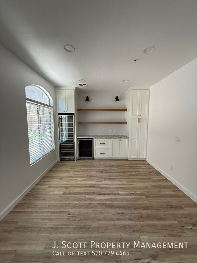 Foto del edificio - 2725 E Mine Creek Rd