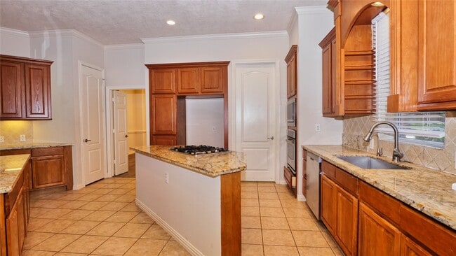 Building Photo - 21318 Chickory Trail