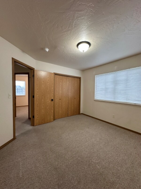 37 Appleway Dr Unit 2, Kalispell, MT 59901 Apartment for Rent in