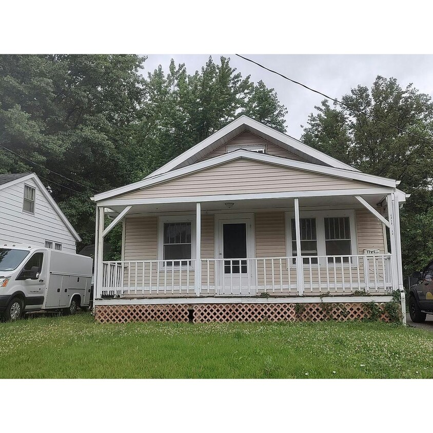 Foto principal - 1121 W Gift Ave