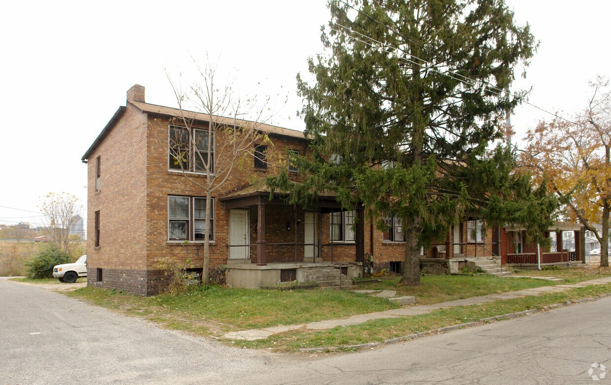 Building Photo - 258-264 S Green St