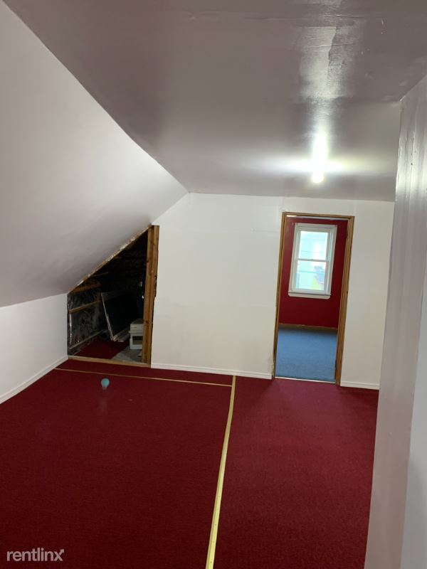 Building Photo - 4 br, 1 bath House - 98 Stanley St