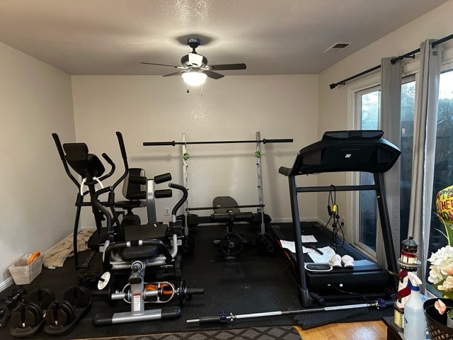 Building Photo - 5587 Makati Cir