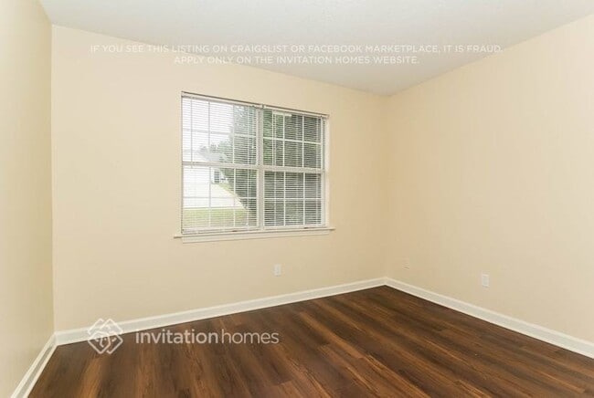 Foto del edificio - 1131 Collyns Ct