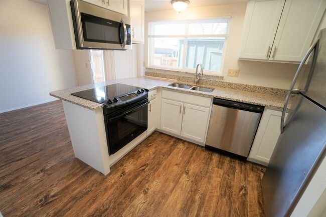 Foto del edificio - 8342 W Virginia Ave