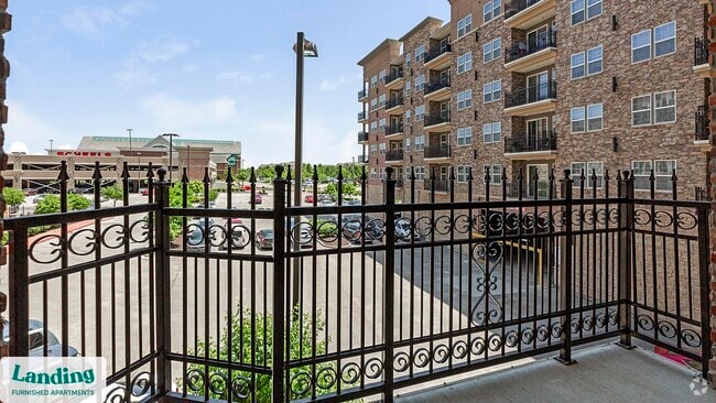 Building Photo - 6743 W 135th St