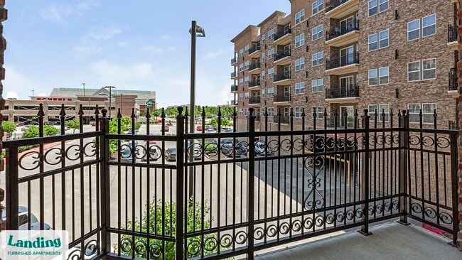 Building Photo - 6743 W 135th St