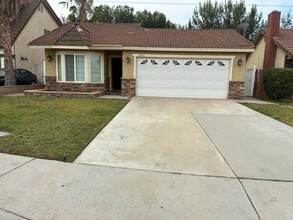 Building Photo - 13927 Woodland Dr