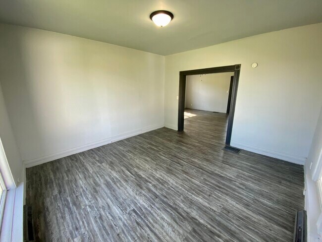 Foto del edificio - 15240 E 1200 North Rd