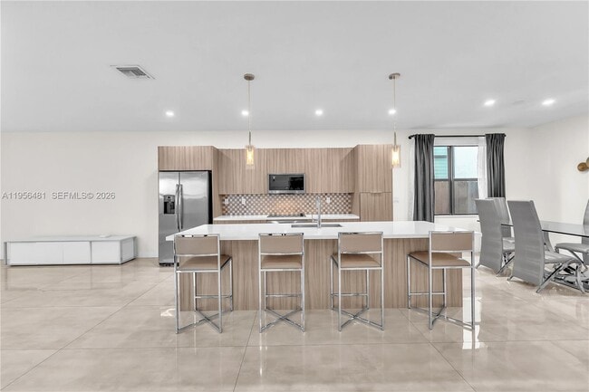 Foto del edificio - 10250 NW 76th Terrace