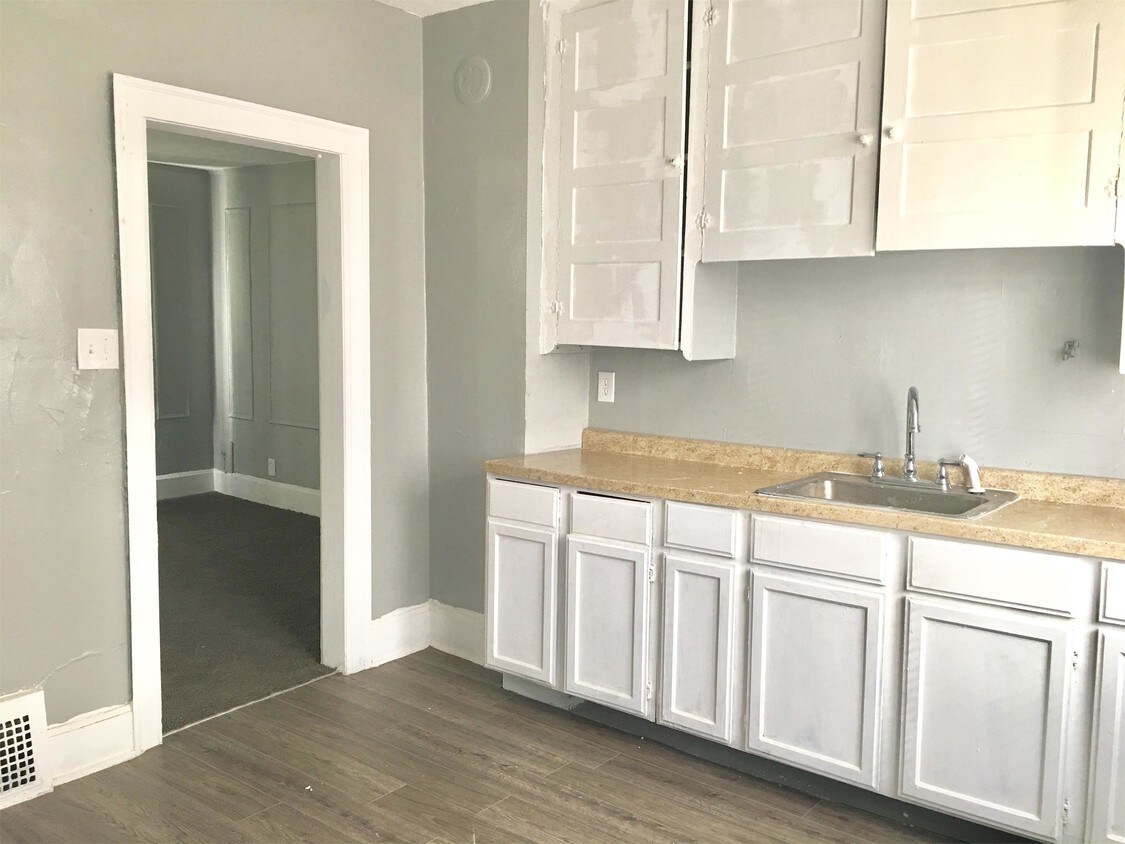 Foto principal - 11716 Evanston St