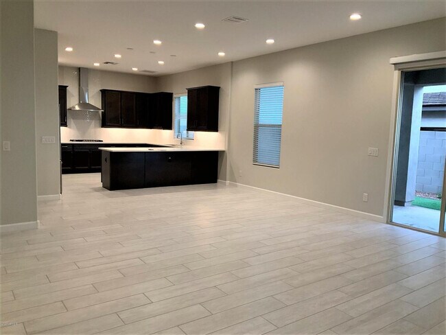 Foto del edificio - 6519 E Villa Maria Dr