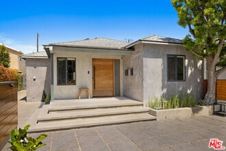 Building Photo - 1089 Palms Blvd