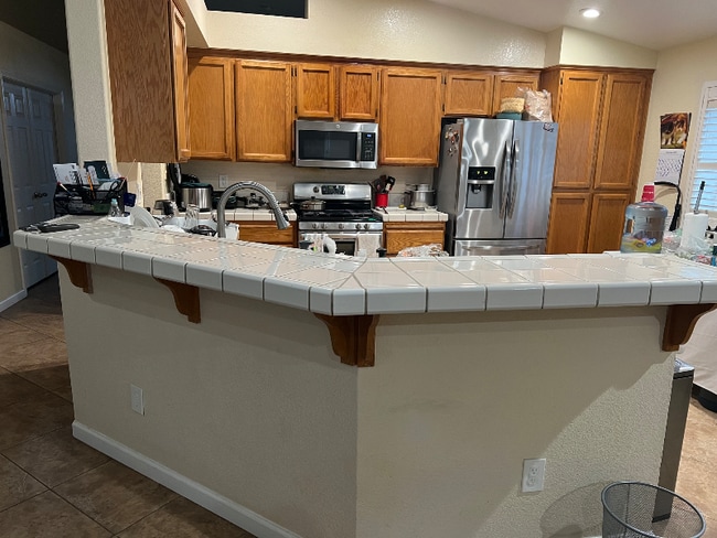 Building Photo - 2364 Burgundy Way