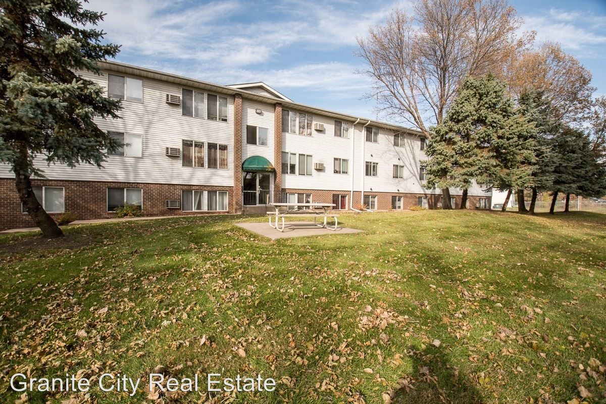 Foto principal - 1002 7th St SE