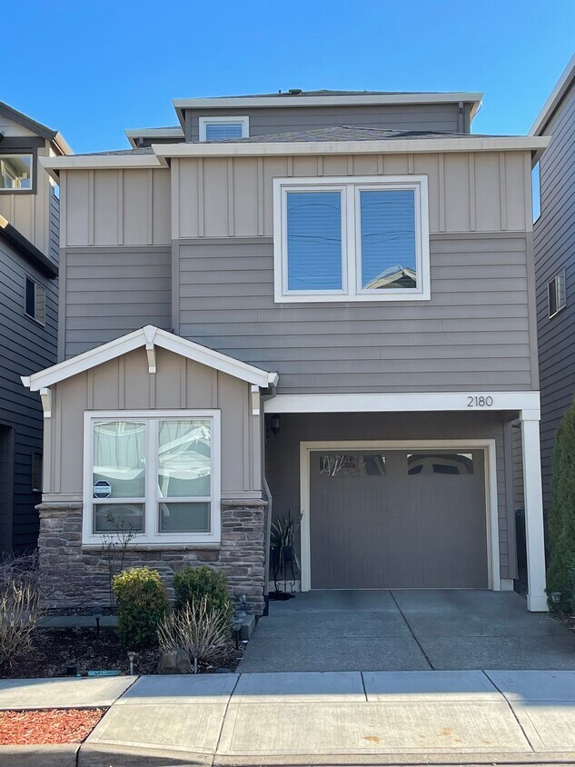 Foto principal - 2180 NW 163rd Ter