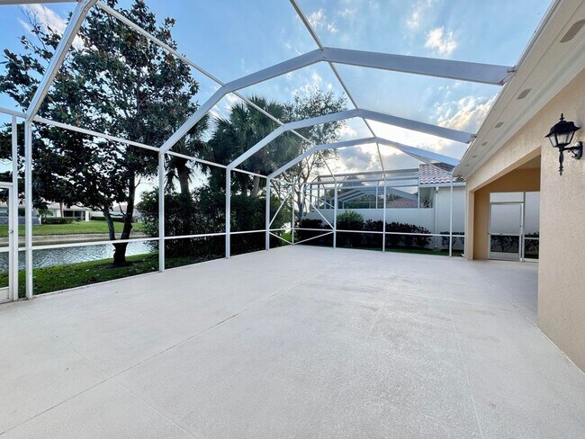 Foto del edificio - 8264 Pine Cay Rd