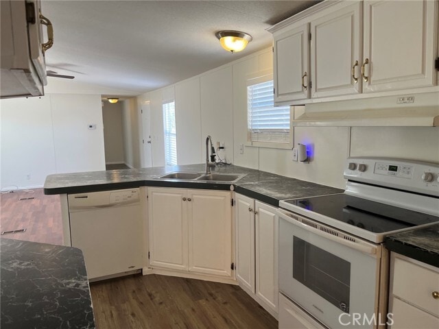Foto del edificio - 22225 Ellis Ave