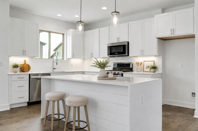 Foto del edificio - 5315 La Crosse Ave