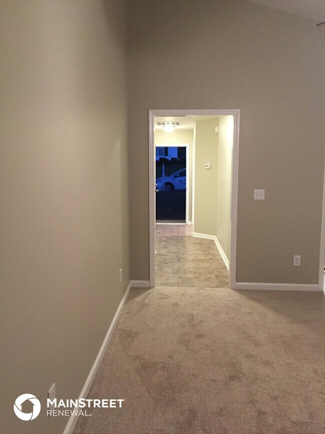 Building Photo - 5416 Advantis Dr