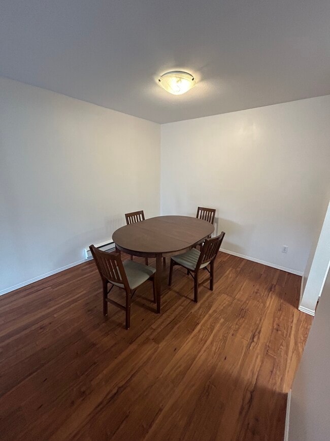 Building Photo - 45222 Watson Rd