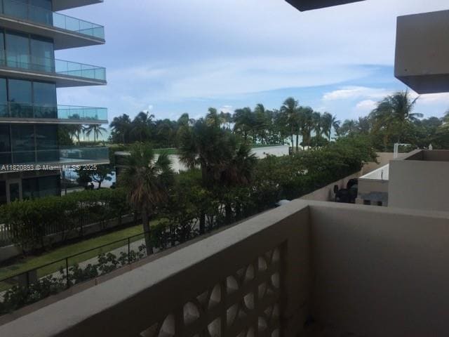 Building Photo - 10185 Collins Ave