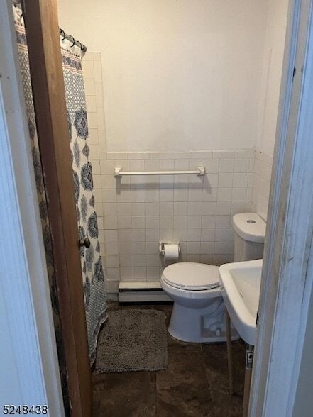 Building Photo - 52 Center St