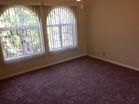 Foto del edificio - 400 N Hollywood Way