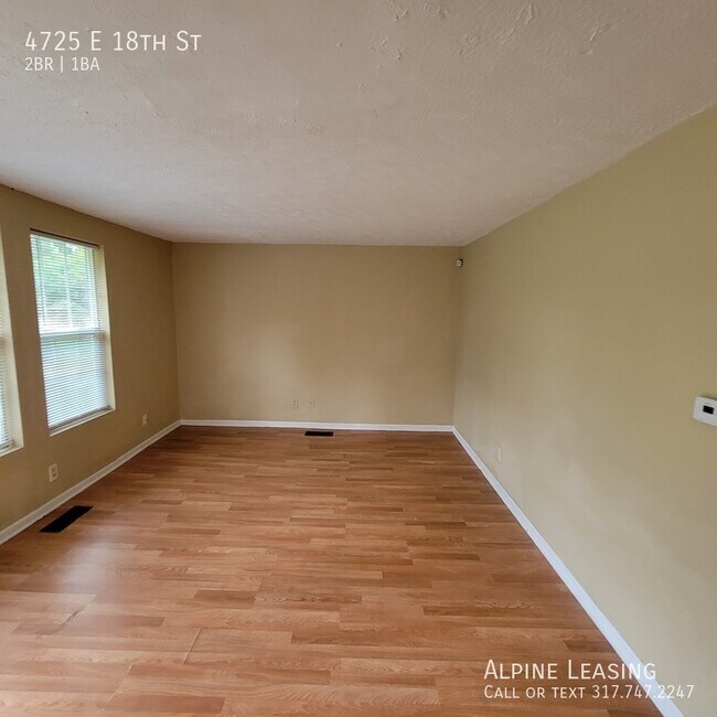 Building Photo - Near Eastside 2BR House!