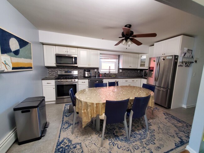 Foto del edificio - 159 W 21st St
