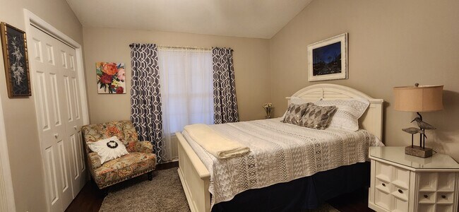 Foto del edificio - 93 N Lake Pointe Dr