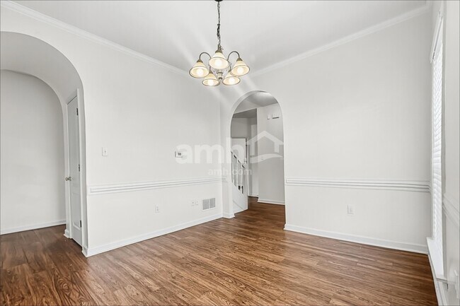 Building Photo - 5633 Michaelson Dr