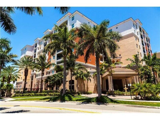 Foto del edificio - 17100 N Bay Rd