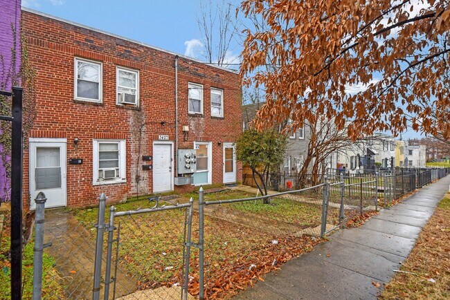 Foto del edificio - 3427 B St SE
