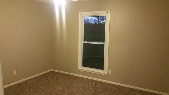 Foto del edificio - 135 E Ritter St