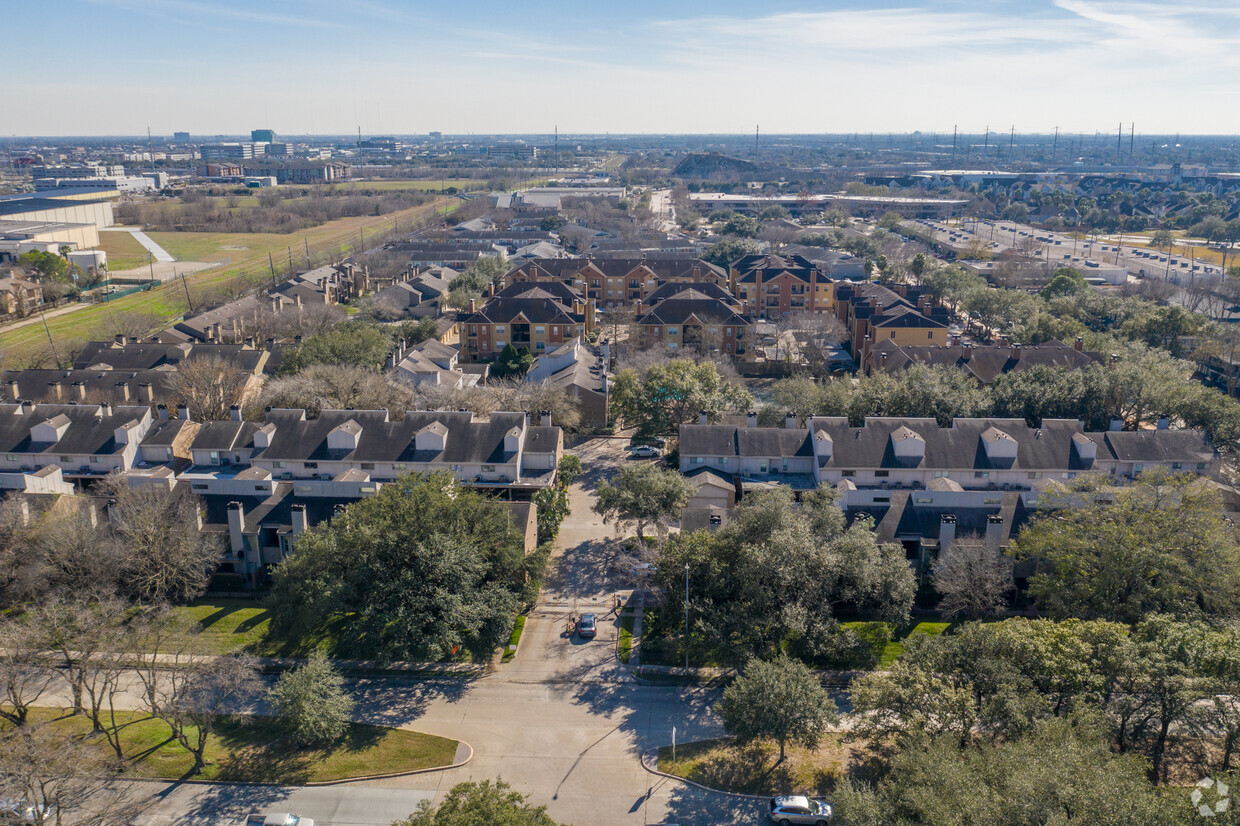 Aerial Photo - Evergreen Commons