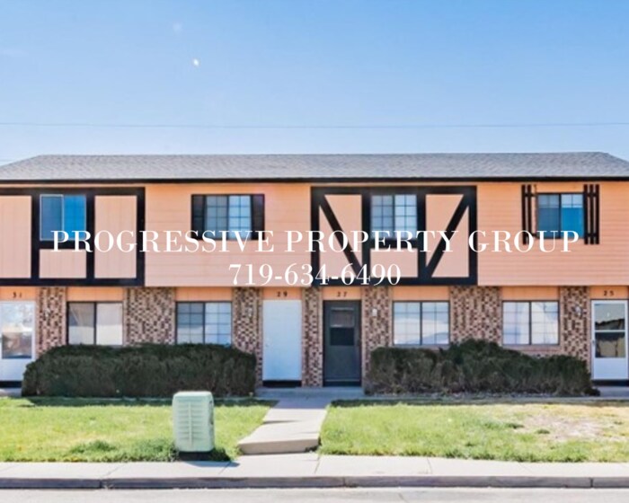 29 Castle Royal Dr, Pueblo, CO 81005 Townhome Rentals in Pueblo CO