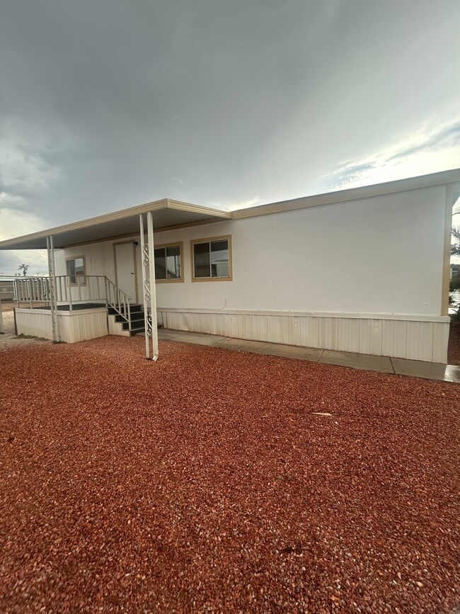 Foto del edificio - 3601 E Wyoming Ave