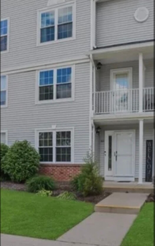 Foto principal - 104 Hudson Ct