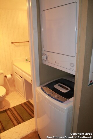 Foto del edificio - 7701 Wurzbach Rd