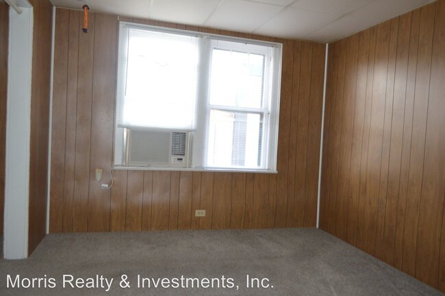 Foto del edificio - 1 br, 1 bath House - 207 W Main St