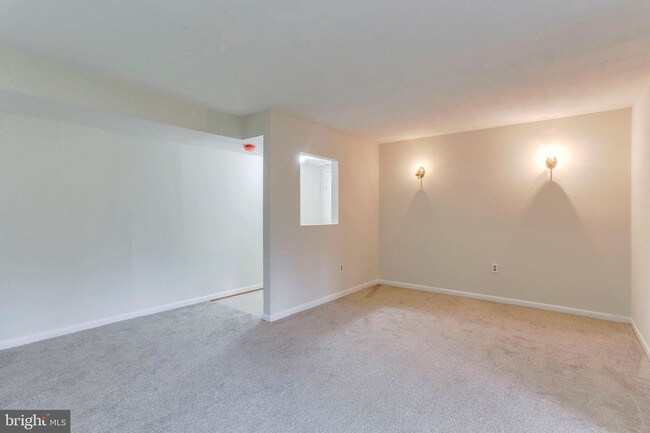 Building Photo - 5860 Thunder Hill Rd