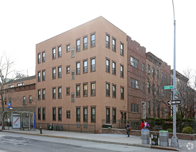 Building Photo - 446 Court St