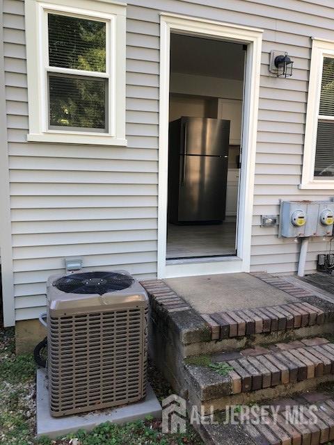 Building Photo - 19 Jill Ct